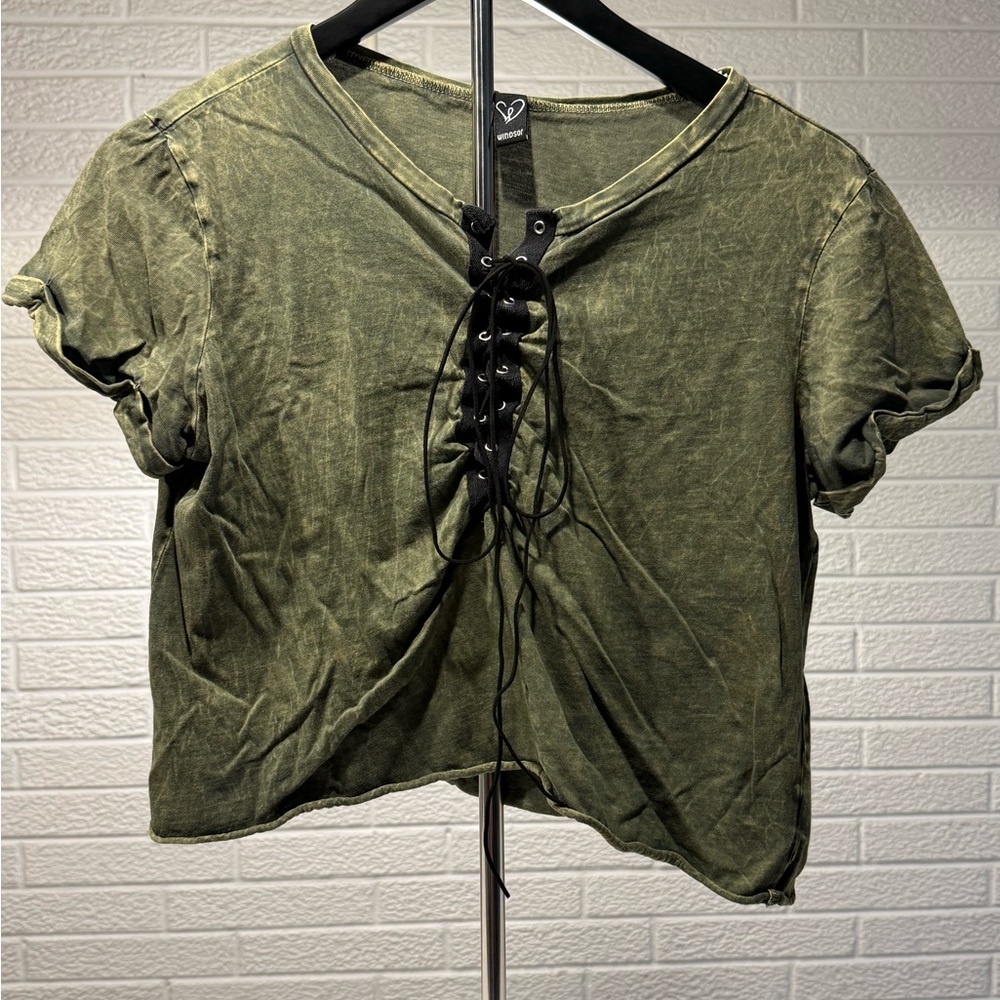 Windsor Green Crop Tie Front T-Shirt
